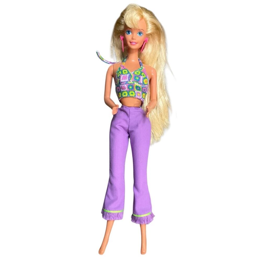 Mattel Barbie Doll Vintage Fashion with Purple Outfit 1966 EUC
